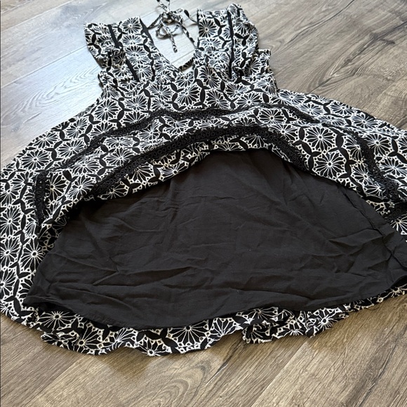 Bardot SIERRA frill dress Black and White Patterned Mini Dress ( worn once) - Picture 8 of 10